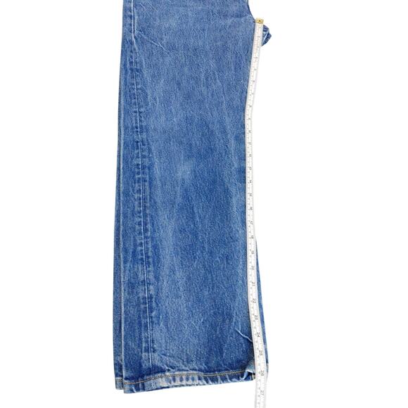 Levi's 501 Button Fly Jean Straight Leg Medium Wash Blue Denim Mens Size 32 x 30 - Picture 5 of 10